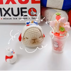 Móc khoá len Capybara X Mixue Snow King ❄️